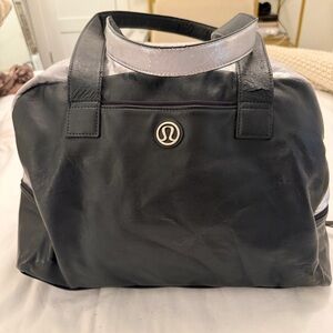 Lululemon Workout/Travel Duffle Bag